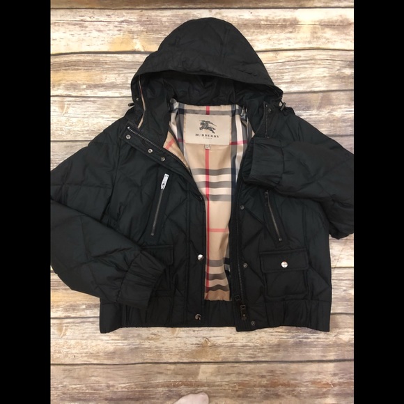 Burberry Jackets & Blazers - Burberry coat 😍
